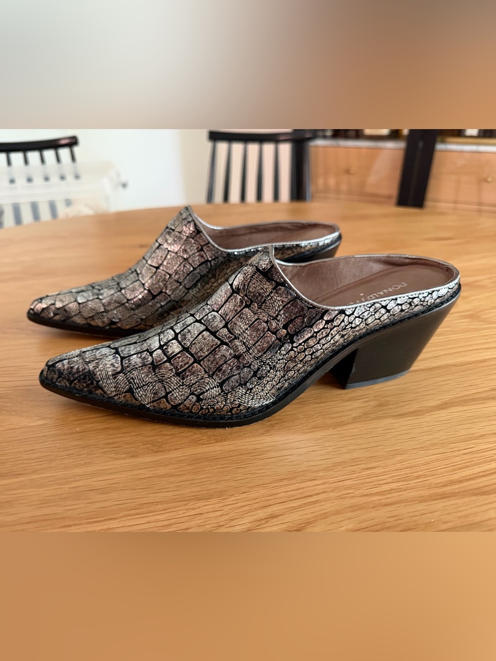 Donald J Pliner Metallic Croc Embossed Leather Mule Heels – Size 8.5M